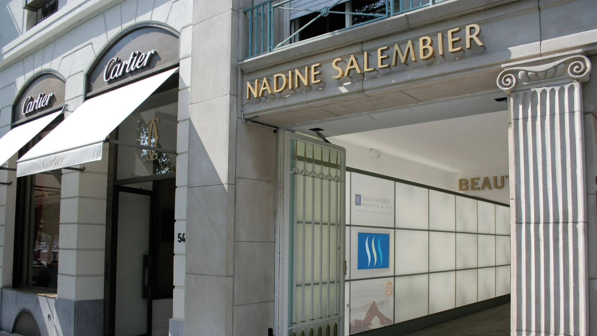 nadine outside look